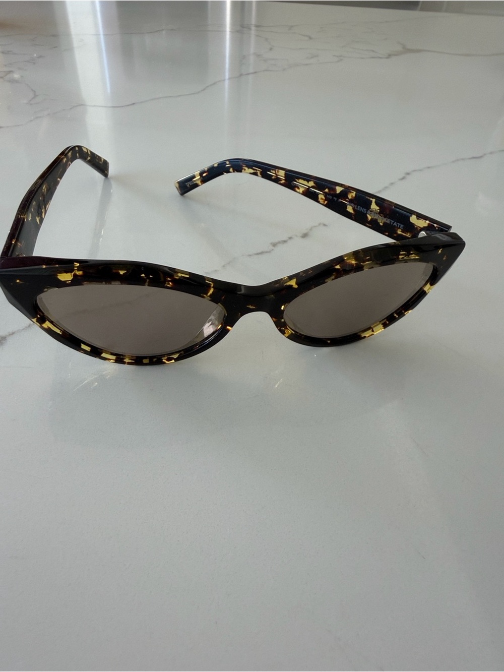 Givenchy mirrored lens Tortoiseshell Cat Eye Sunglasses - Brown Lens